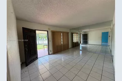 881 E 14th St, Hialeah, FL 33010 - Photo 4