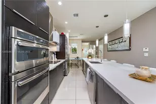 10265 NW 63rd Terrace, Doral, FL 33178 - Photo 6