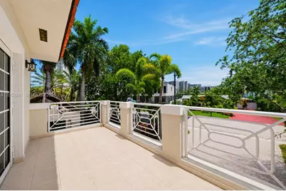 235 Atlantic Ave, Sunny Isles Beach, FL 33160 - Photo 74