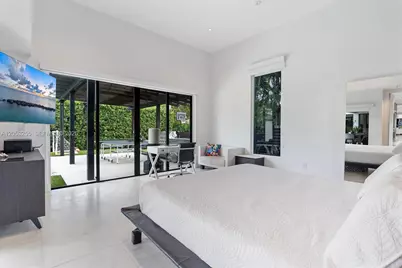 766 NE 96th St, Miami Shores, FL 33138 - Photo 22