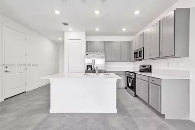 3783 Harborside Ave, Fort Pierce, FL 34946 - Photo 4