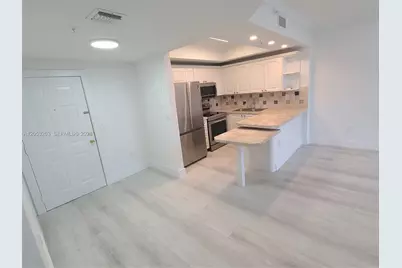 3500 Coral Way #812, Miami, FL 33145 - Photo 10