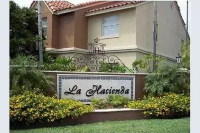 18304 NW 68th Ave #M, Hialeah, FL 33015 - Photo 1