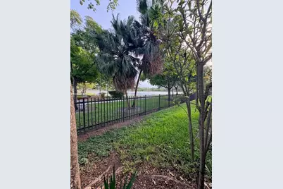 220 W Park Dr #104-3, Miami, FL 33172 - Photo 14