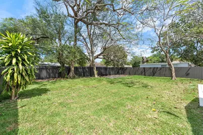 1305 Dunad Avenue, Opa Locka, FL 33054 - Photo 34