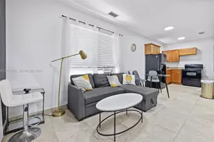 417 NE 26th St, Miami, FL 33137 - Photo 10