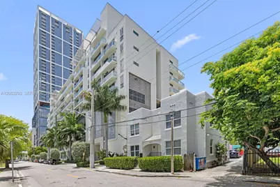 417 NE 26th St #5, Miami, FL 33137 - Photo 1