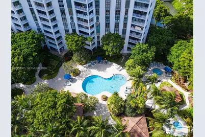4000 Towerside Ter #1210, Miami, FL 33138 - Photo 34