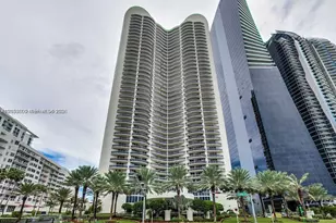 17201 Collins Ave, Sunny Isles Beach, FL 33160 - Photo 40