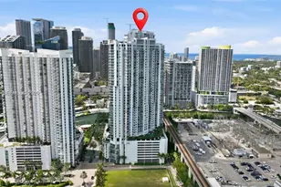 90 SW 3rd St, Miami, FL 33130 - Photo 32