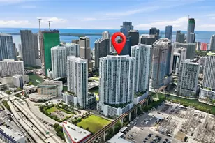 90 SW 3rd St, Miami, FL 33130 - Photo 2