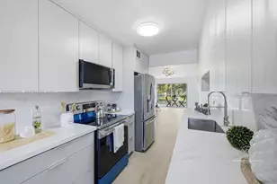 1351 SW 125th Ave, Pembroke Pines, FL 33027 - Photo 1