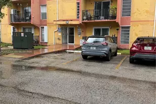 4705 NW 7th St, Miami, FL 33126 - Photo 2