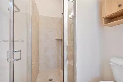 20914 NW 1st Dr, Pembroke Pines, FL 33029 - Photo 16