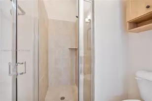20914 NW 1st Dr, Pembroke Pines, FL 33029 - Photo 16