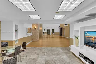 17201 Collins Ave, Sunny Isles Beach, FL 33160 - Photo 18