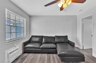 161 NW 40th St, Oakland Park, FL 33309 - Photo 6