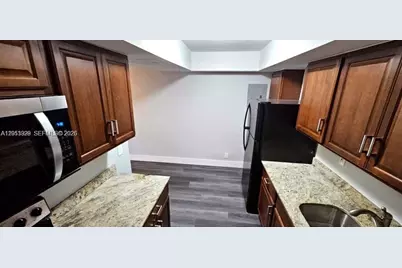 161 NW 40th St #2, Oakland Park, FL 33309 - Photo 2