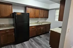 161 NW 40th St, Oakland Park, FL 33309 - Photo 20