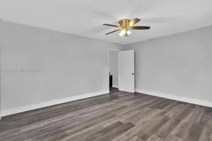 161 NW 40th St, Oakland Park, FL 33309 - Photo 18