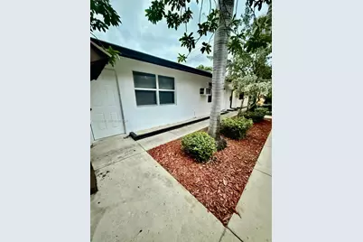 1240 NE 12th Ave #1-5, Fort Lauderdale, FL 33304 - Photo 4