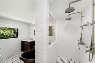 4430 Alton Rd, Miami Beach, FL 33140 - Photo 38