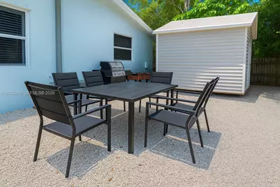 605 SW 14th Ter, Fort Lauderdale, FL 33312 - Photo 14