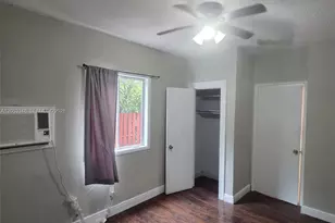 1008 N 18th Ct, Hollywood, FL 33020 - Photo 16