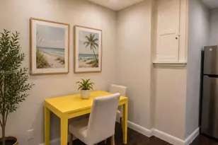 1008 N 18th Ct, Hollywood, FL 33020 - Photo 2