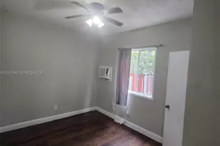 1008 N 18th Ct, Hollywood, FL 33020 - Photo 8