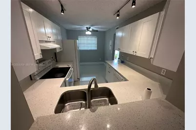 23442 Lyons Rd #404, Boca Raton, FL 33428 - Photo 6