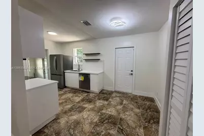 1121 NW 56th St #0, Miami, FL 33127 - Photo 10