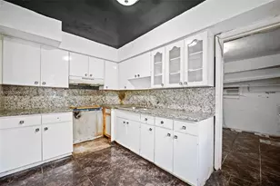 5001 NW 179th Terrace, Miami Gardens, FL 33055 - Photo 8