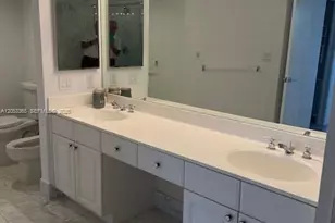 3600 Yacht Club Dr, Aventura, FL 33180 - Photo 4