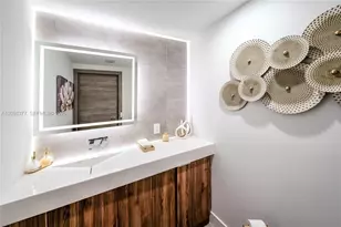 1930 Bay Dr, Miami Beach, FL 33141 - Photo 26