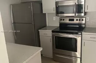 7101 SW 129th Ave, Miami, FL 33183 - Photo 6