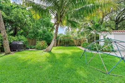 275 NE 94th St, Miami Shores, FL 33138 - Photo 54