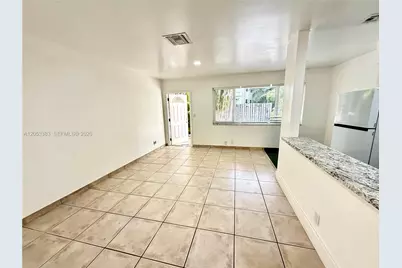 905 SE 13th St #2, Fort Lauderdale, FL 33316 - Photo 10