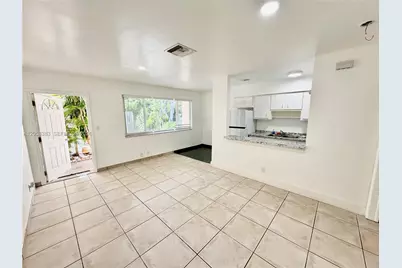 905 SE 13th St #2, Fort Lauderdale, FL 33316 - Photo 4