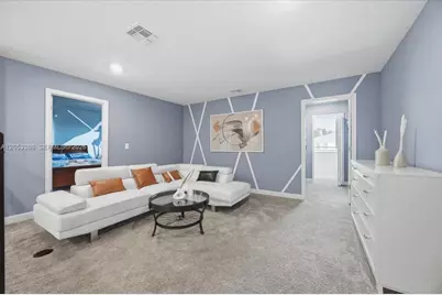 4576 Target Blvd, Kissimmee, FL 34746 - Photo 14