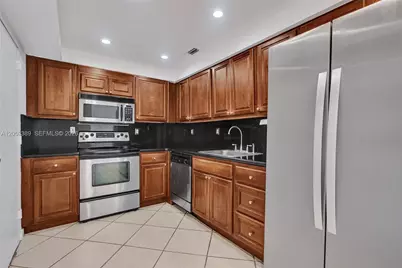 10350 W Bay Harbor Dr #3G, Bay Harbor Islands, FL 33154 - Photo 4