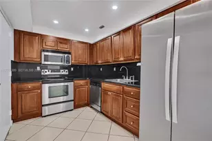 10350 W Bay Harbor Dr, Bay Harbor Islands, FL 33154 - Photo 4