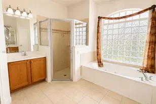 1860 SE Gaskins Cir, Port Saint Lucie, FL 34952 - Photo 8