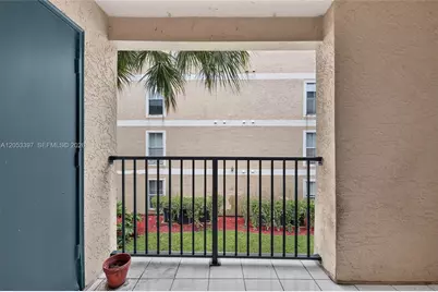 995 Riverside Dr #120, Coral Springs, FL 33071 - Photo 22