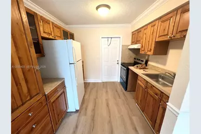 8701 NW 38th Dr #B-1, Coral Springs, FL 33065 - Photo 2