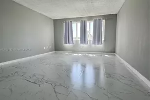 6930 Miami Gardens Dr, Hialeah, FL 33015 - Photo 32