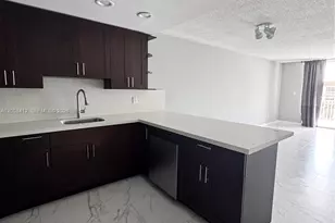 6930 Miami Gardens Dr, Hialeah, FL 33015 - Photo 6