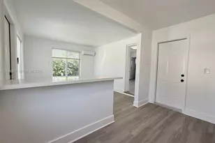 520 SW 5th St, Hallandale Beach, FL 33009 - Photo 4