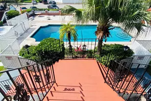 1150 Atlantic Shores Blvd, Hallandale Beach, FL 33009 - Photo 4