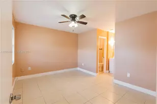 15635 SW 74th Cir Dr, Miami, FL 33193 - Photo 16
